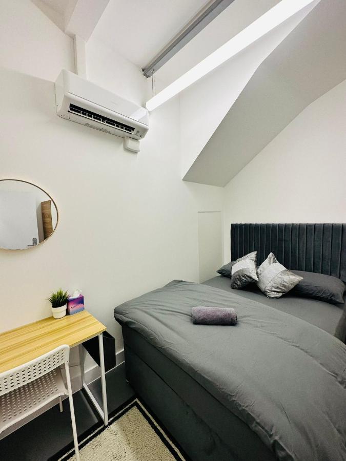 Marbel Aldgate Hotel London Exterior photo